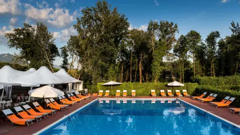Forte Dei Marmi Travel Guide 2026: Top Attractions, Things to do &  Itinerary | Trip.com | June 2026