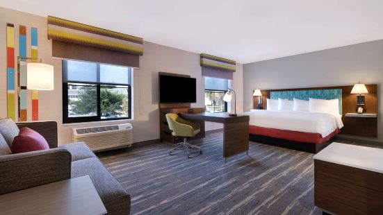 Hampton Inn & Suites by Hilton Marina