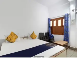 The Radiant Hotel Azamgarh