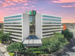 Embassy Suites by Hilton Austin Downtown South Congress