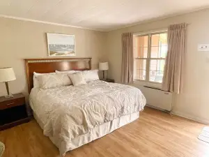Silverwood Motel