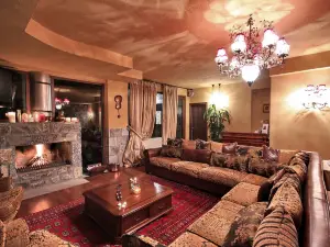 Aiora Guesthouse
