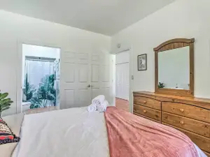 Cozy & Relaxing Eloy Apartment w/ Pool Access