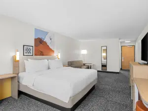 Spark by Hilton Traverse City