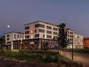 Ibis Saint-Quentin-en-Yvelines Vélodrome