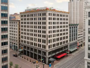 InterContinental Hotels INDIANAPOLIS by IHG