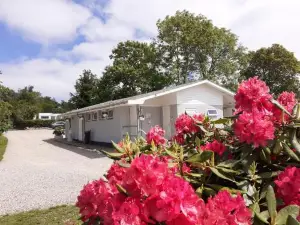 Kongsøre Camping, små og Store Hytter