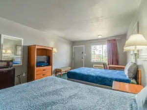 Economy Inn Livingston by OYO TX US 59