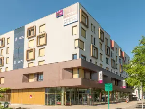 เดอะ ออริจินัล เรสซิเดนซ์, กรีโนเบิล ยูนิเวอร์ซิที