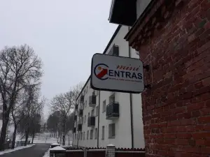 Centras