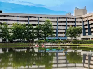 DoubleTree Suites by Hilton Raleigh - Durham