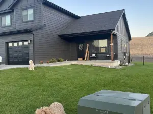 Beautiful brand new build with stunning mountain views