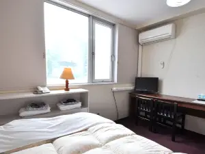 토미카와 시티 호텔