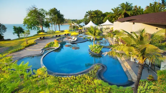 The ShellSea Krabi I Luxury Beach Front Resort & Pool Villas