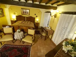 Torre Sangiovanni Albergo e Ristorante da Rosary