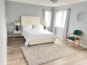 Relaxing 4-Bedroom Retreat in Bowmanville, Clarington