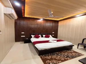 Hotel Goyal Palace