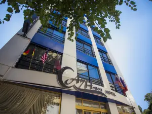 Ayhan Hotel