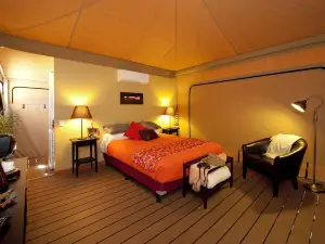 The Squeaky Windmill Boutique Bnb