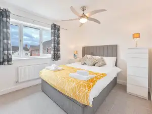 Modern 1 Bedroom House in Burton-on-Trent