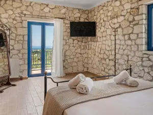 Stone House in Olive Grove