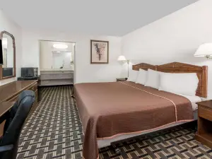 Knights Inn Slaton