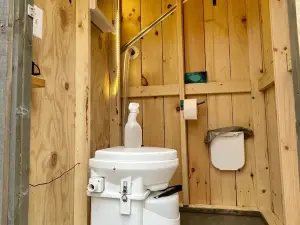 Camp Newbury: 100% off grid. 2 log cabins, pavilion, trails and shooting range.