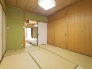 Guest House Shine Bright