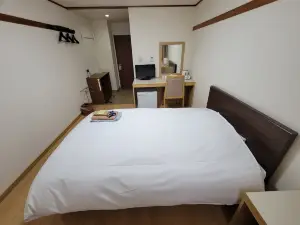 YUTAKA旅館駅前館