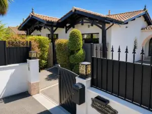 Les Lodges du Bassin d'Arcachon- Petit-déjeuner Sur Demande- Prestations Haut de Gamme