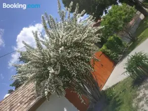 Cseresznyés Ház