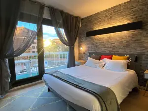 Savoie Hotel Aux Portes de Genève