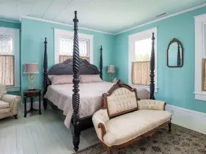 Historic Song Ranch Manor