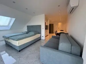 Modern vacation apartment on an idyllic stud farm with pool - pure nature, dogs allowed