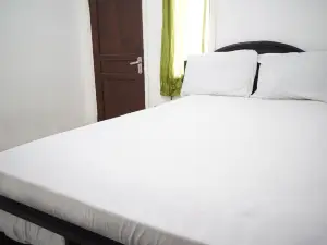 Hotel O Aero Kost Bu Lisa Syariah Near Pasar Tradisional Lawang