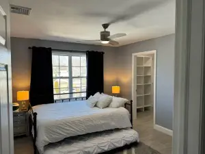Modern Beach House - 10 Min to Sandy Hook Beach + NYC Ferry