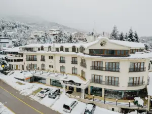 Motali Life Hotel
