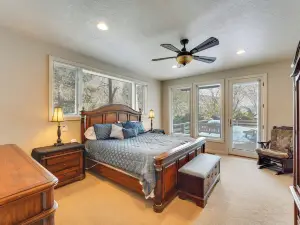 Hot Tub & Snake River Views at Twin Falls Home