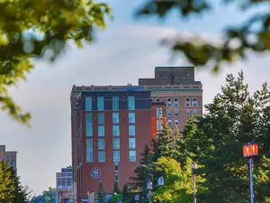 Sheraton Duluth Hotel
