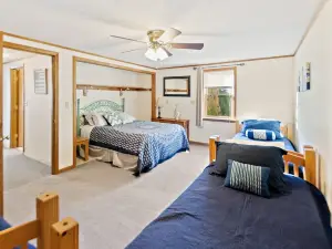 RANGLEY  LAKE WATERFRONT!!! Sleeps 11