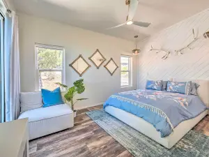 Mtn Views & Gas Fire Pit: Luxe Pine Escape!
