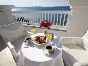 Villa Triana-Adults Only