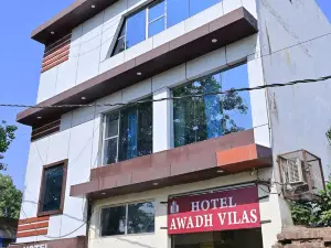 Hotel Awadh Vilas