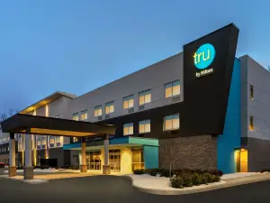 Tru by Hilton Albany Airport