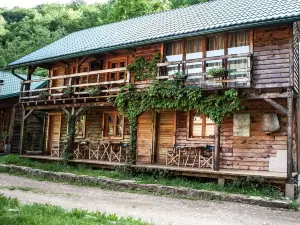 Grab Ethno Village and Camp