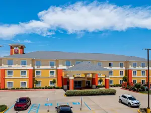 Best Western Plus Magee Inn and Suites