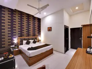 Genx Mirzapur