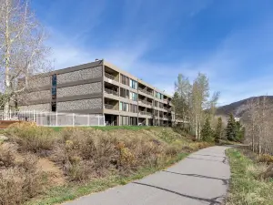 The Lodge at Lake Dillon 111
