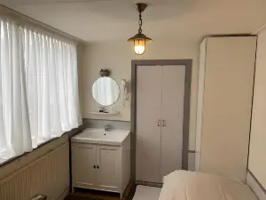 Amadeus Hotel