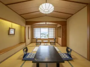 카이케 츠루야